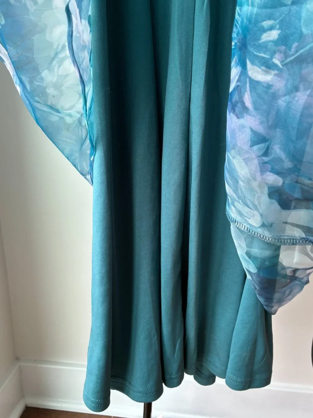 Lulus Lovely Statement Teal Blue Floral Organza Tie-Back Midi Dress - Size M - Picture 11 of 16